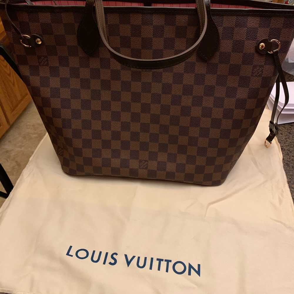 Louis Vuitton Damier Ebene Neverfull MM